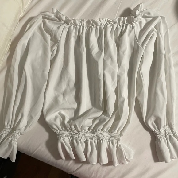 Off The Shoulder Ruffle White Top - Picture 7 of 7